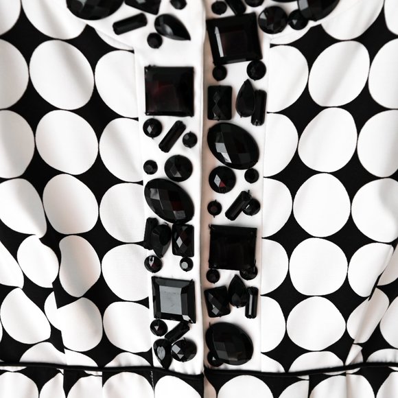 C2 STUDIO Black & White Circle Pattern Dress with Gemstones - Size Small - Picture 7 of 8